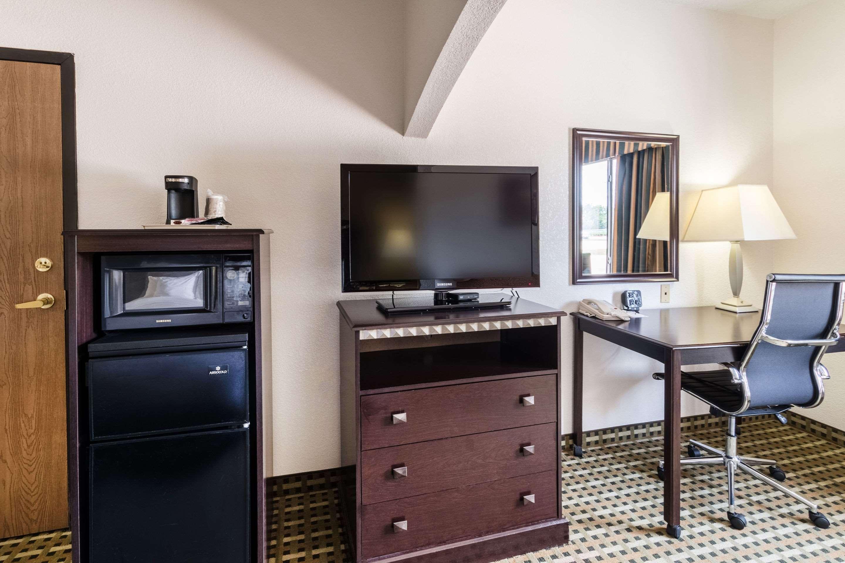 Quality Suites Burleson - Ft Worth Extérieur photo