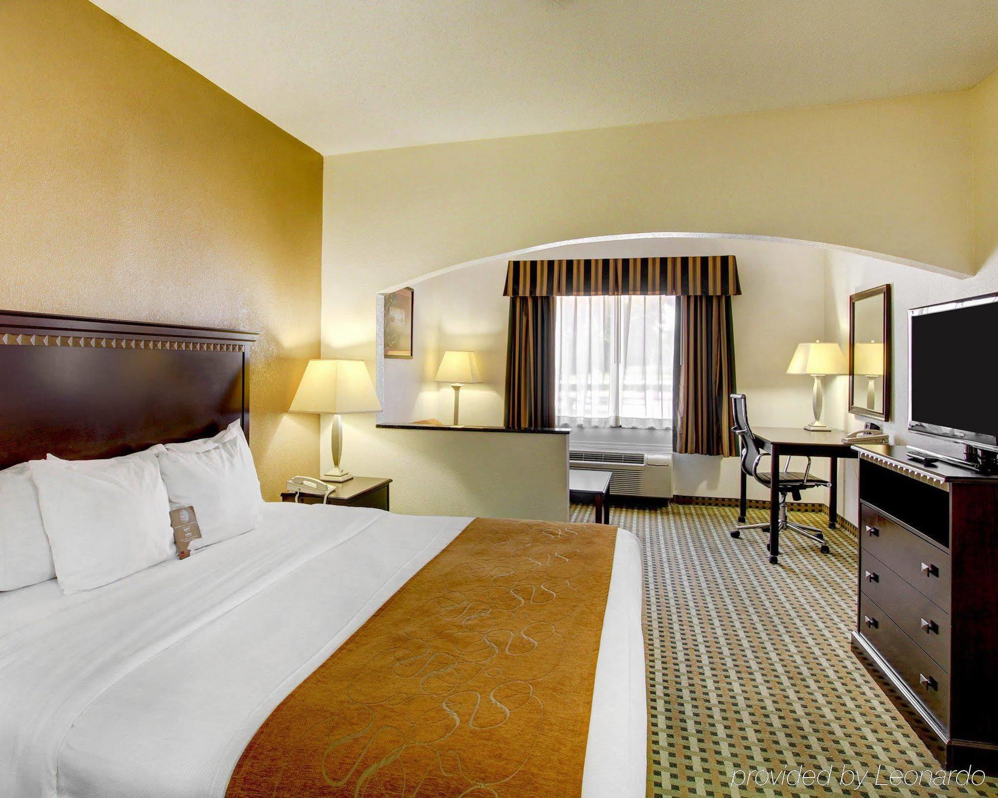 Quality Suites Burleson - Ft Worth Extérieur photo